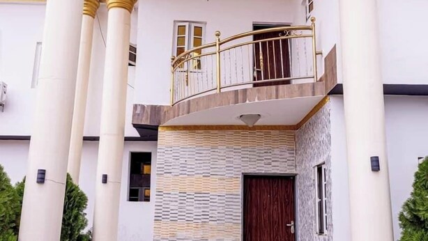 Front of property - Alakim Residence and Suites (Benin City)