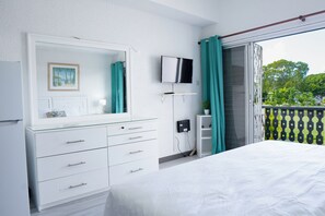 Room - The Little Rockley Getaway! (Christ Church)