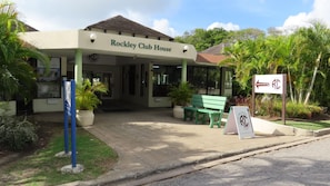 Exterior - The Little Rockley Getaway! (Christ Church)