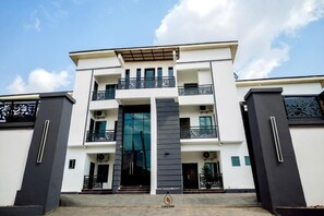 Bagian depan properti