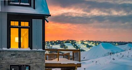 Luxury Stillwater Retreat: Steps to Blue Mountain Village, Ski Lifts & Beach