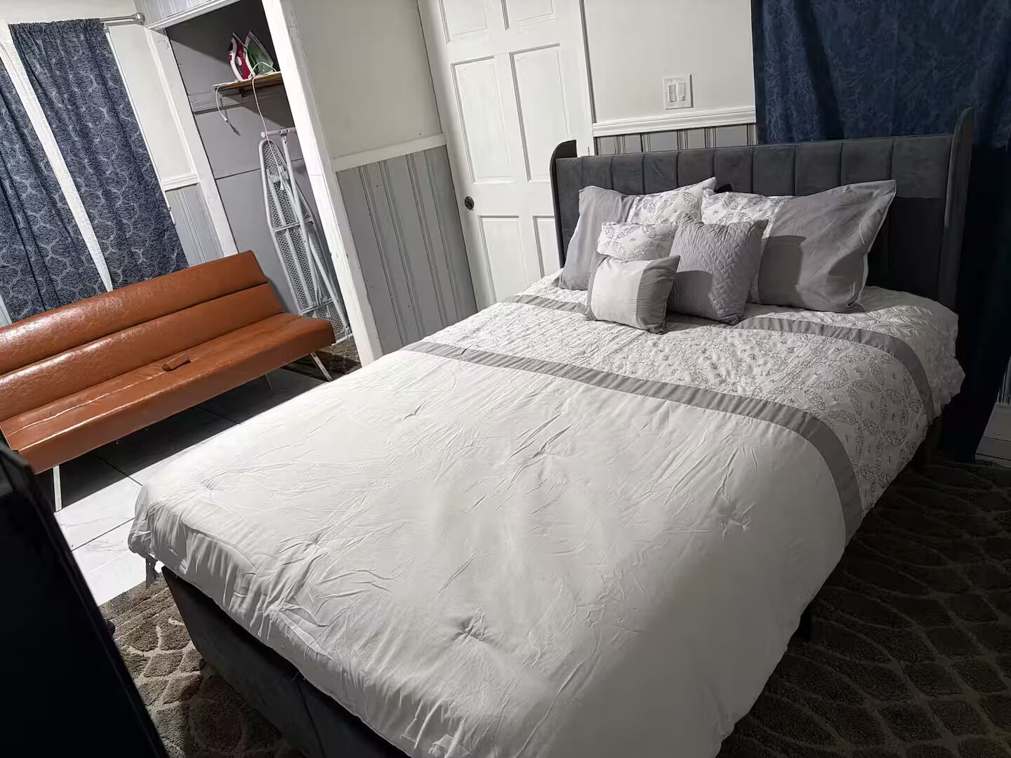 Strykejern/-brett, wi-fi og sengetøy