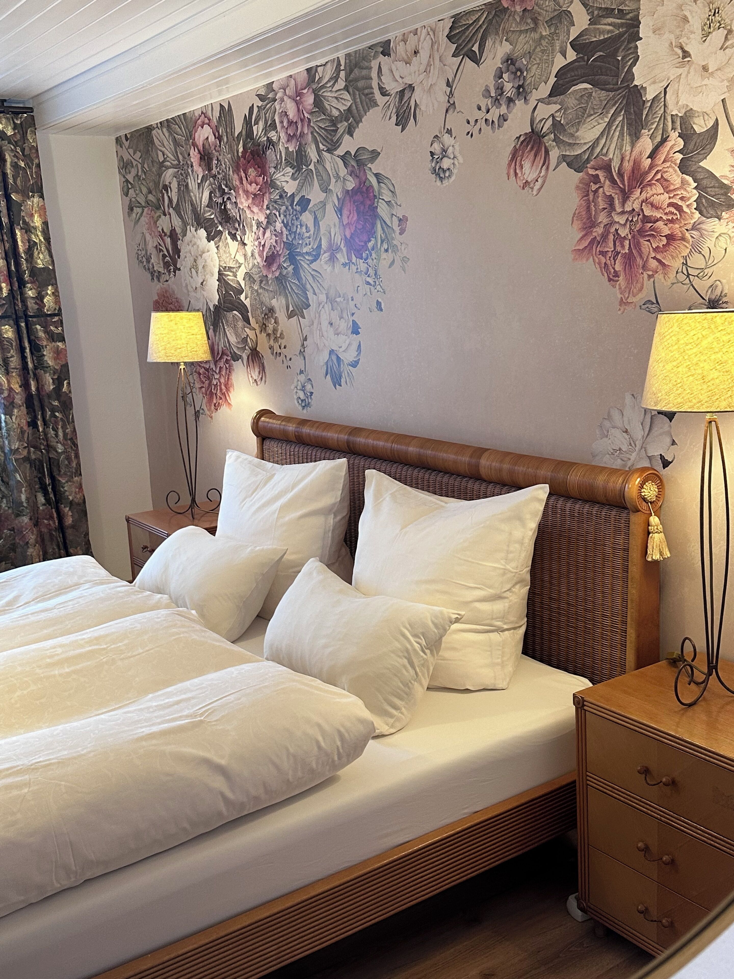 Bügeleisen/Bügelbrett, WLAN, Bettwäsche