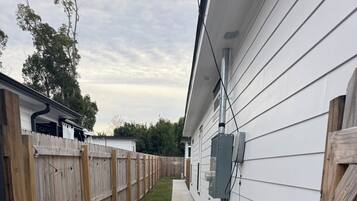 Enceinte de lâhĂ©bergement