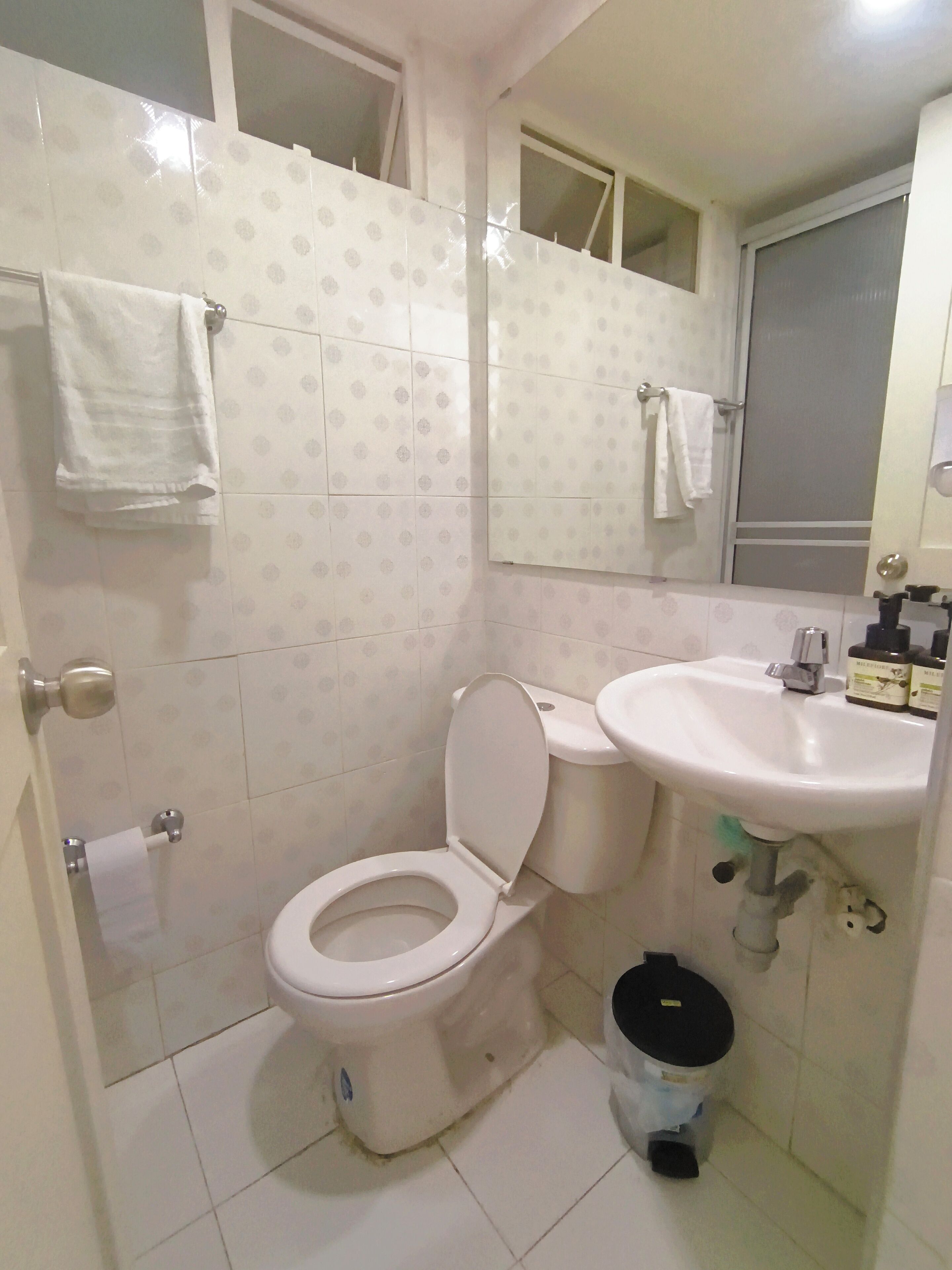 Towels, toilet paper