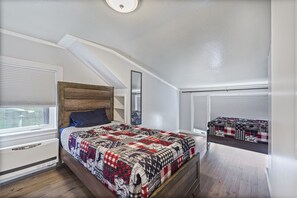 3 bedrooms, desk, WiFi, bed sheets - LOCATION~Walk 2 SeaLife&Parks~Perfect 4 Families (Seward)