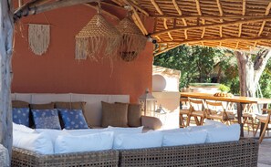 Outdoor dining - Villa Jasmine Emerald (Sardegna)