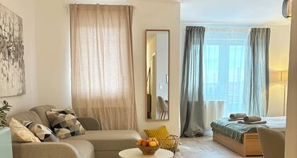 Top designer apartment I Very central I Perfect for work & family up to 4 pers