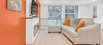 Unit 102 - 2 Stories - 55" TV - Foosball - Downtown