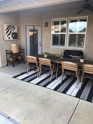 Outdoor dining
