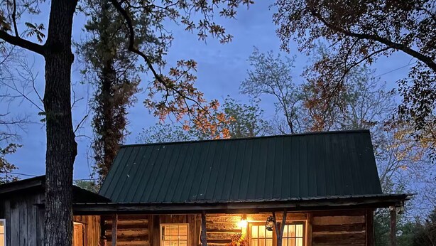 Exterior - Moonshine Runners Cabin (Tracy City)
