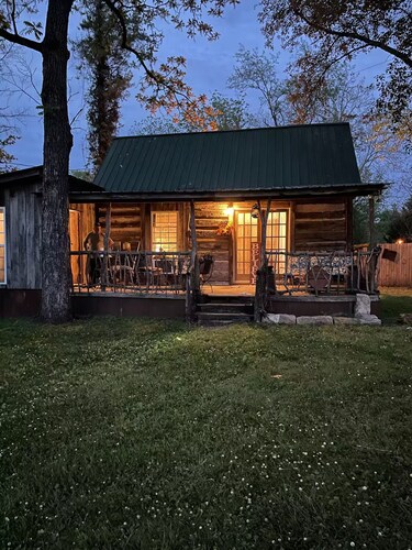 Moonshine Runners Cabin