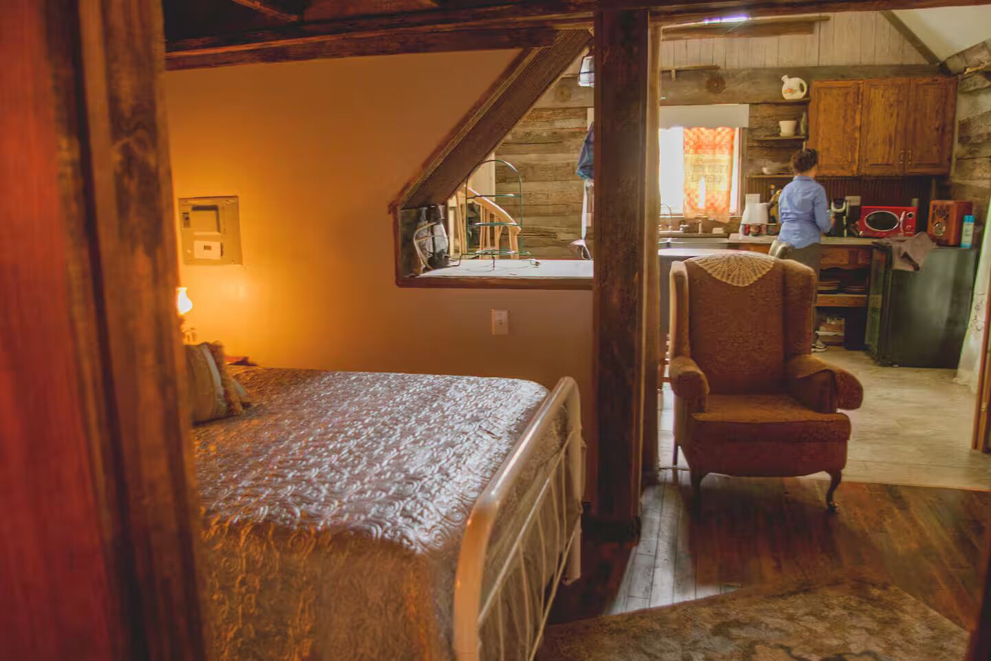 Strykjärn/strykbräda, wi-fi och sängkläder