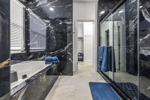 Shower, jetted bath, hair dryer, towels