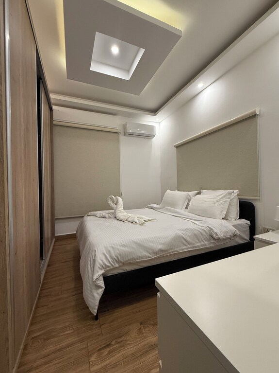 2-bedroom Lweibdeh Apartment W Parking - Central Location - Amman