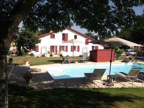 Piscine extérieure, piscine chauffée