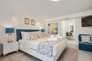 1 slaapkamer, een strijkplank/strijkijzer, reisbedje, gratis wifi