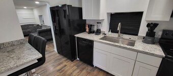  3-bedroom house  in charming downtown Potosi