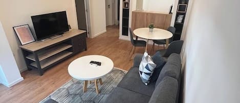 Apartment | Living area