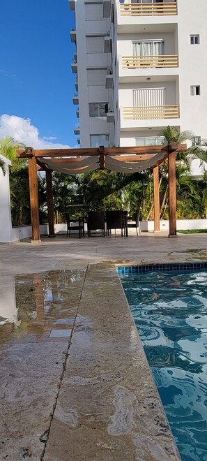 Pool - Ocean Front Breezy Walk to Beach 3-bed condo w/ Air Conditioning in Juan Dolio (Juan Dolio)