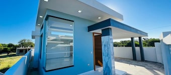 3-bedroom villa in marvelous Sabaneta with cool AC