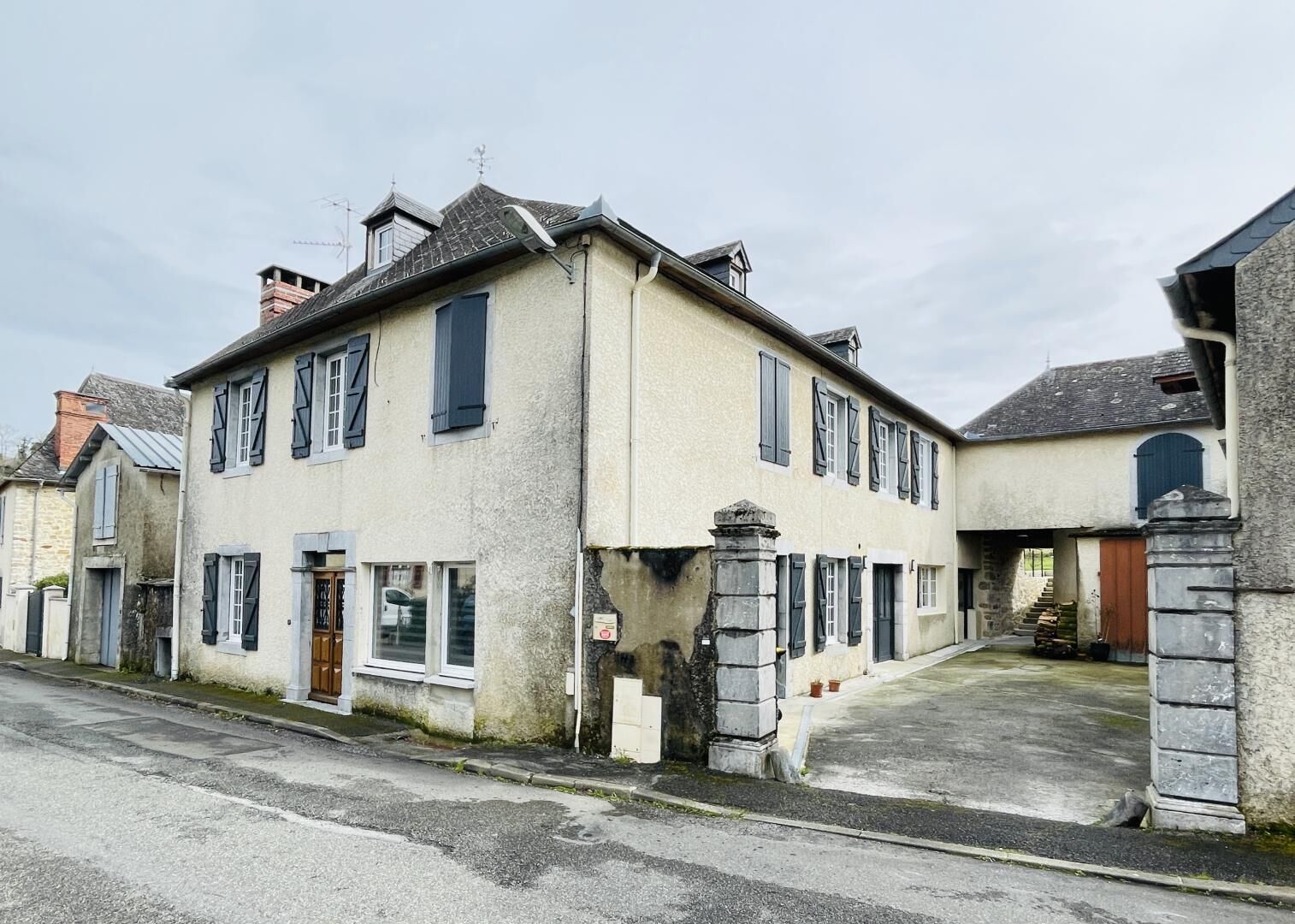 façade maison propriétaires - côté rue
