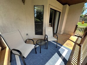 Terrace/patio - Cozy 1-bedroom condo near Augusta National Golf Club (Augusta)