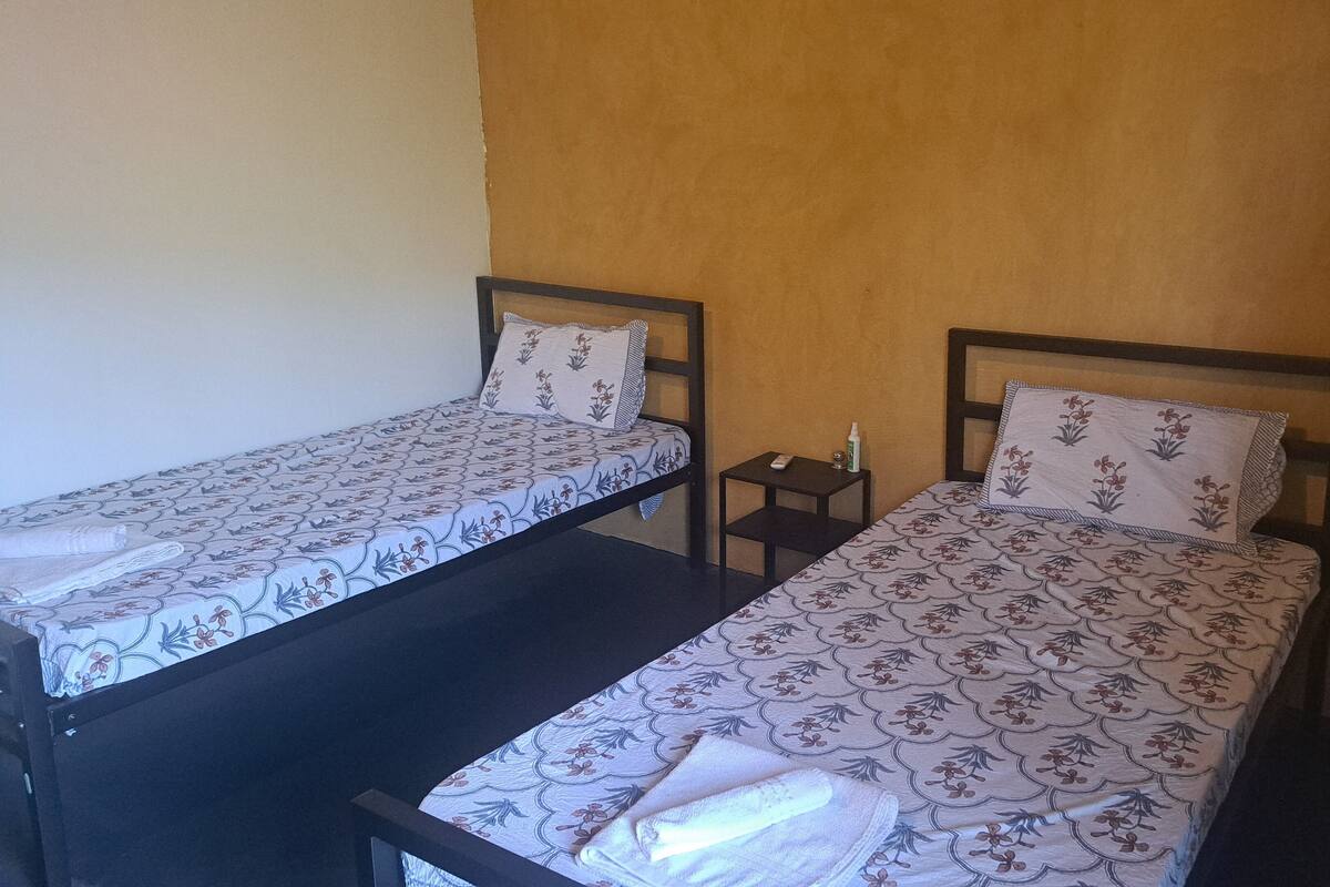 Economy Double or Twin Room, Garden View