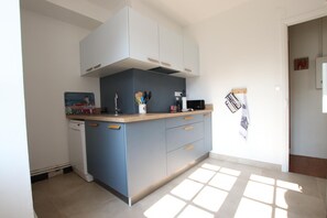 Fridge, microwave, dishwasher - ETCHE ALABENA - 2 - AINHOA (AINHOA)