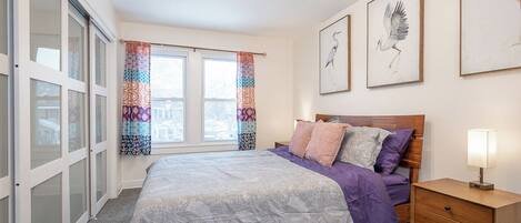 3 soverom, skrivebord, wi-fi og sengetøy