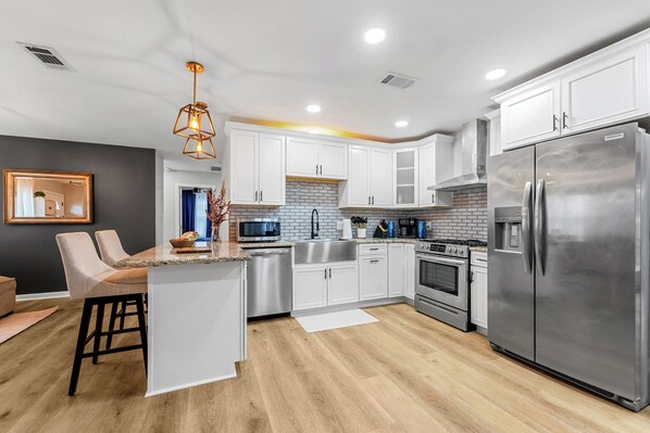 Microwave, oven, stovetop, dishwasher