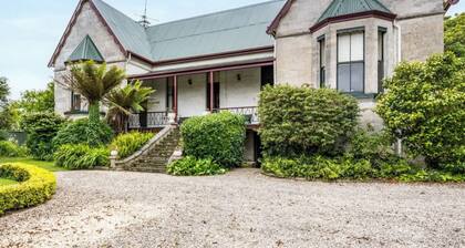 Heritage Accommodation Near The Heart of Mt Gambier