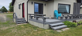 2-bedroom Waterfront paradise