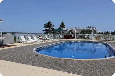 2-bedroom Waterfront paradise