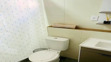 SĂšche-cheveux, papier toilette