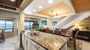 Interior - Spacious Oceanfront Condo in West Maui - Kahana Village 4 (Lahaina)