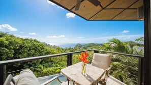 Outdoor dining - Two Bedroom Famaily  Villa in Tulemar-Ocean-view  Oasis in Manuel Antonio for up to 9 guests. (Manuel Antonio)