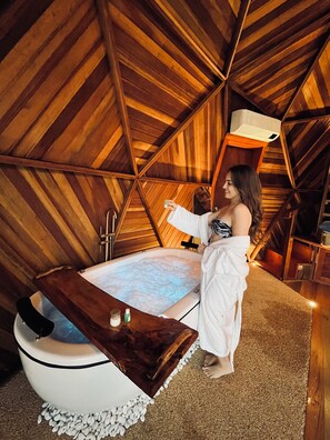 Luksushuone, vuoristonäköala | Yksityinen kuumavesiallas