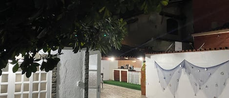 Enceinte de lâhĂ©bergement