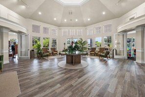Lobby - Group Friendly Home, sleeps 14. Close to Disney Parks & Major Attractions (Kissimmee)