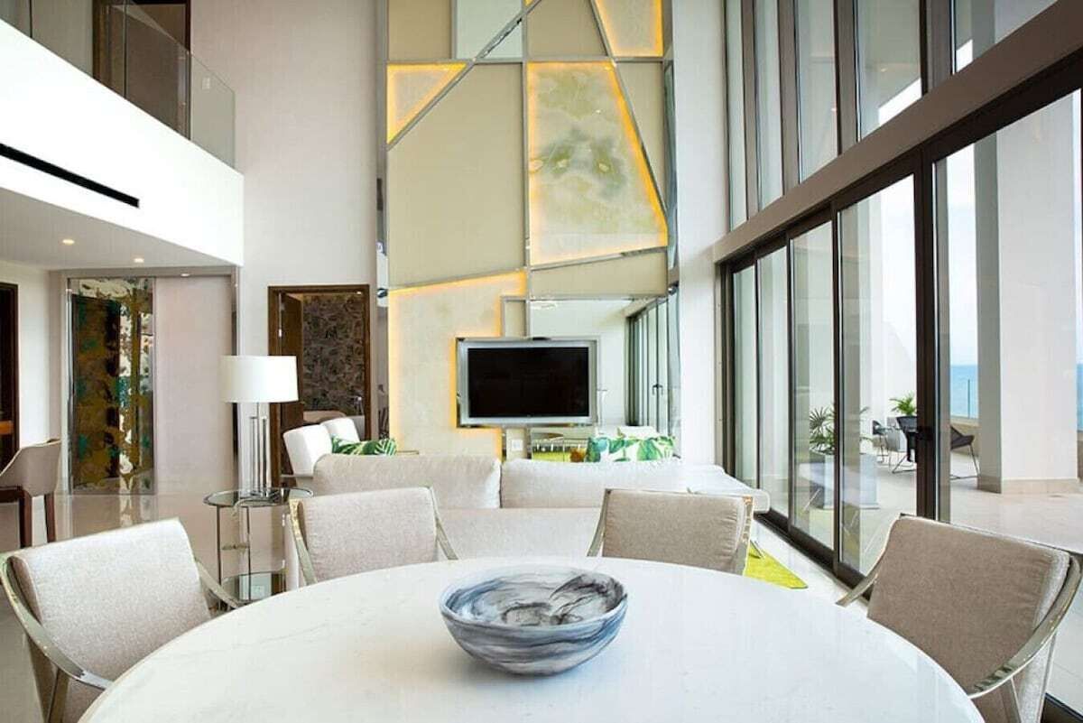 4-bedroom Penthouse Loft.  Private Rooftop Jacuzzi, Dual Terraces, Ocean Views - 穆赫雷斯島