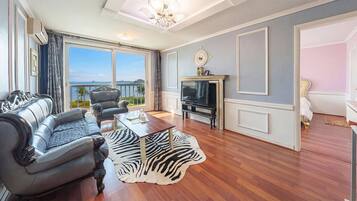 Basic Room, 1 Bedroom (N202 (Ocean View)) | 1 bedroom, free WiFi