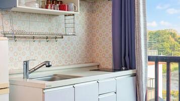 Basic Room, 1 Bedroom (N304 (Ocean View / Private BBQ)) | 1 bedroom, free WiFi