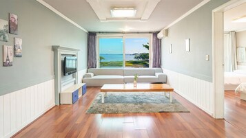 Basic Room, 1 Bedroom (N203 (Ocean View)) | 1 bedroom, free WiFi