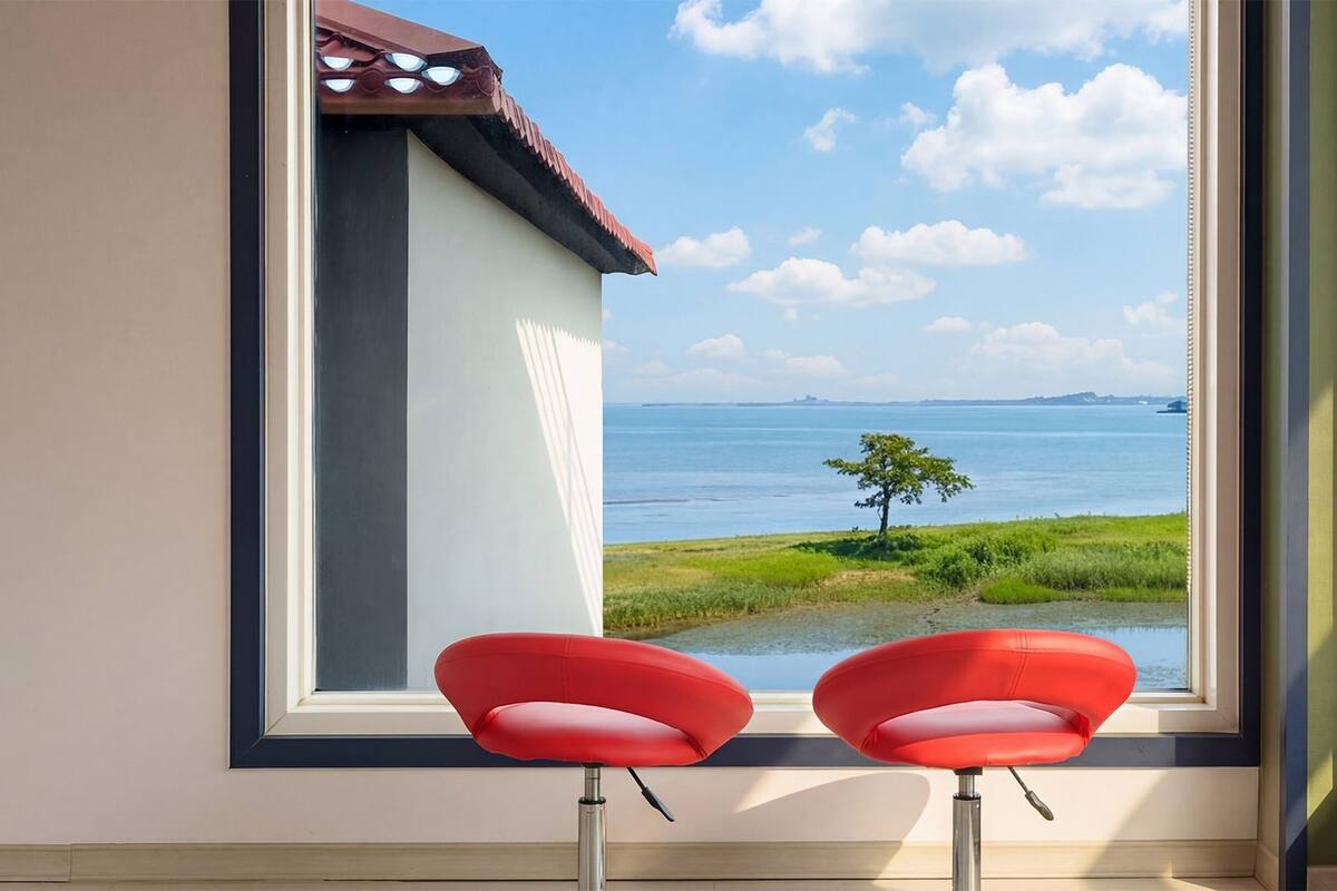 Basic Room, 1 Bedroom (Beach (Ocean View / Spa / Terrace)) | 1 bedroom, WiFi (free)