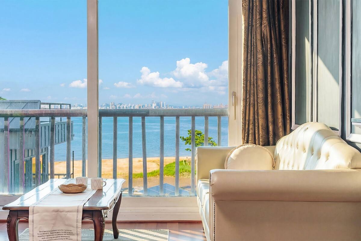 Basic Room, 1 Bedroom (N302 (Ocean View / Private BBQ)) | 1 bedroom, WiFi (free)