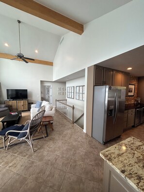 Interior - Magician Lakefront - 7 bedrooms, 4.5 baths, screened in porch and coffee bar. (Dowagiac)