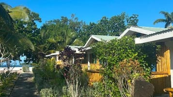 Chambre Double ou avec lits jumeaux, patio, vue jardin | Wi-Fi gratuit