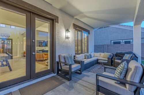 Resort Amenities: Game Room, Pvt Htd POOL, Putt Green, Covered Patio, Gas Grill