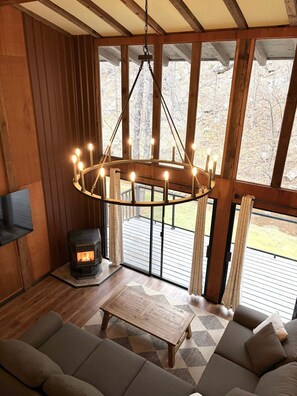 Interior - Greenspaces, Deck w/River & Mt VIEWS, Trails, Near Water Wheel Hiking Trailhead (Payson)